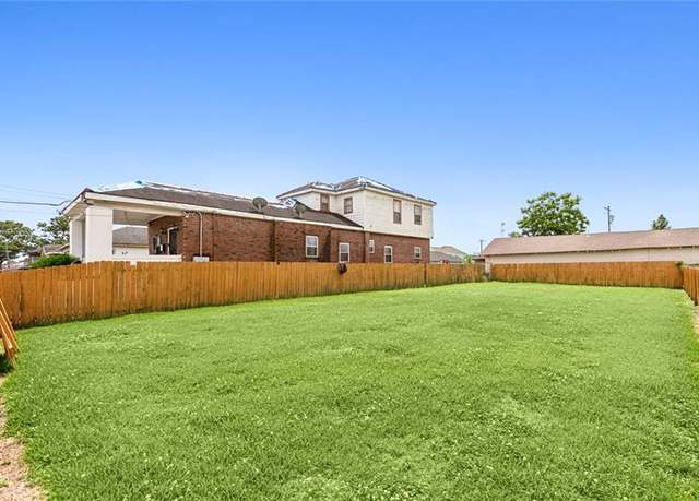 Property at 2234 Clouet St, New Orleans, LA 70117