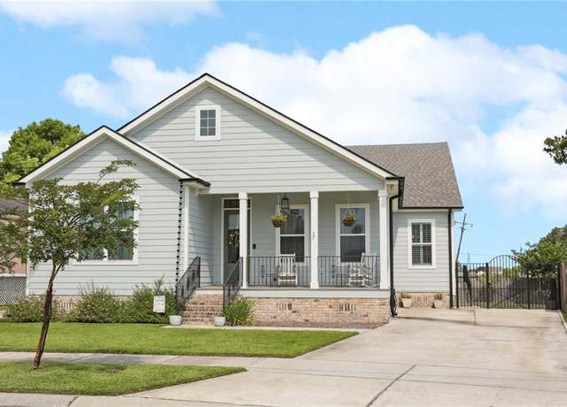 Property at 1908 Alexander Ave, Arabi, LA 70032, 4 beds, 3 baths