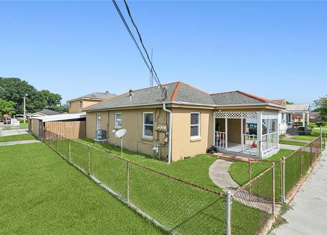 Property at 2200 Trio St, Chalmette, LA 70043, 5 beds, 3 baths