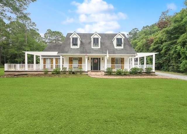 Property at 107 Quail St, Slidell, LA 70460, 5 beds, 2.5 baths