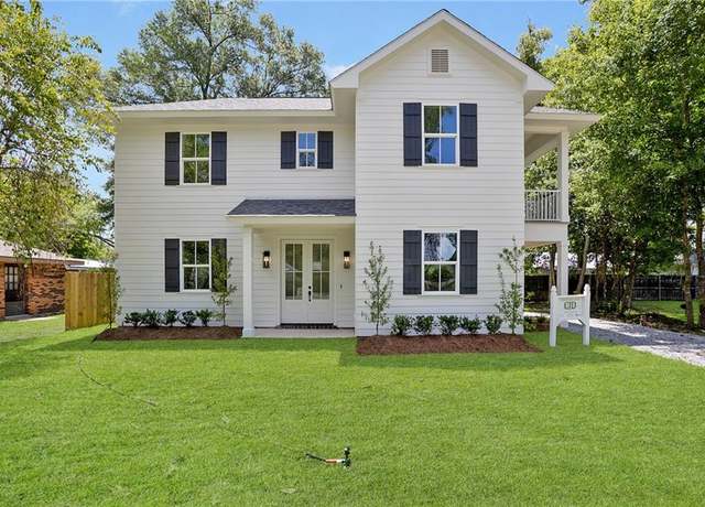 Property at 218 N Jackson Ave, Covington, LA 70433, 2 beds, 2.5 baths