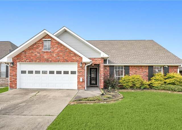 Property at 214 Moonraker Dr, Slidell, LA 70458, 4 beds, 2 baths