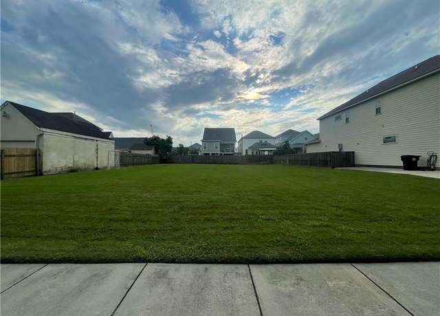 Property at 7012 Fleur De Lis Dr, New Orleans, LA 70124