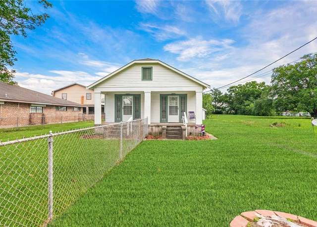 Property at 5328/30 Belle Terre Rd, Marrero, LA 70072, 4 beds, 2 baths