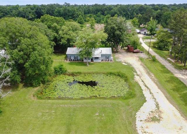 Property at 50110 Highway 445, Loranger, LA 70446, 4 beds, 3.5 baths