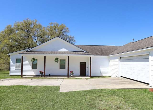 Property at 77561 Stafford Rd, Covington, LA 70435, 4 beds, 3 baths