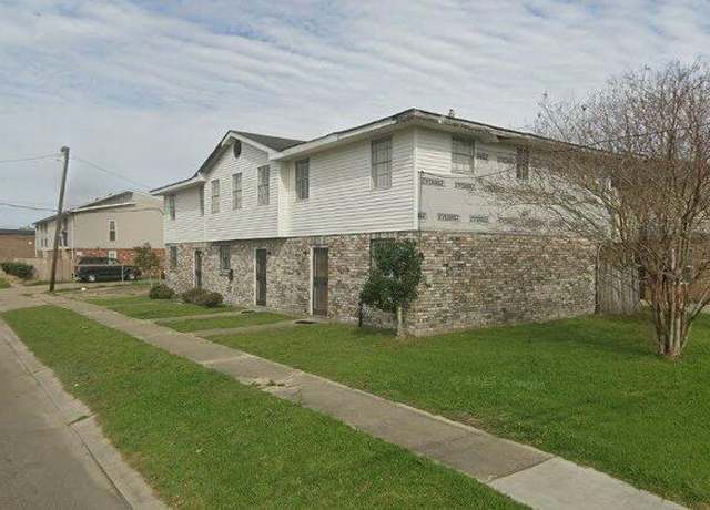 Property at 2220 25th St, Kenner, LA 70062, 8 beds, 4 baths