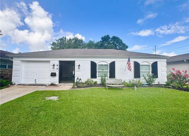 Property at 4424 Courtland Dr, Metairie, LA 70002, 4 beds, 2 baths