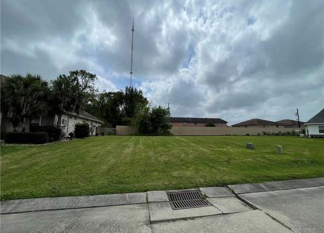 Property at 224 Mae Dr, Gretna, LA 70056