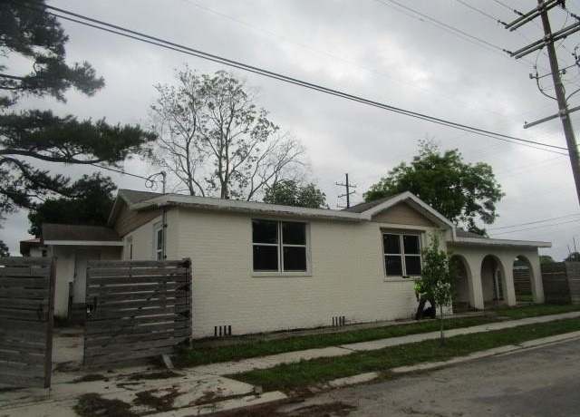 Property at 4701 Marais St, New Orleans, LA 70117, 3 beds, 2.5 baths