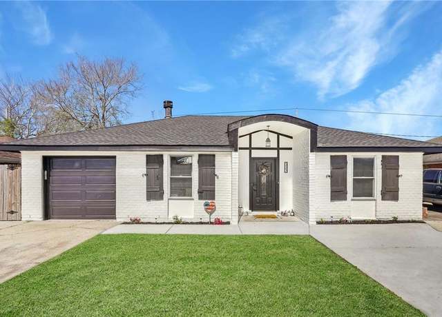 Property at 323 River Point Dr, Destrehan, LA 70047, 3 beds, 2 baths