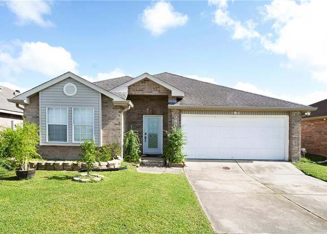Property at 3405 W Parc Green St, Harvey, LA 70058, 3 beds, 2 baths
