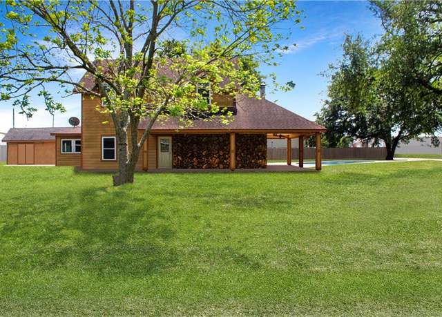 Property at 130 Zachary Dr, Larose, LA 70373, 5 beds, 2 baths