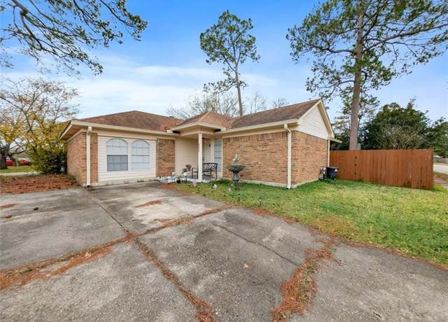 Property at 331 Holmes Dr, Slidell, LA 70460, 3 beds, 1.5 baths