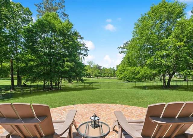 Property at 333 Chinawood Dr, Abita Springs, LA 70420, 3 beds, 2.5 baths