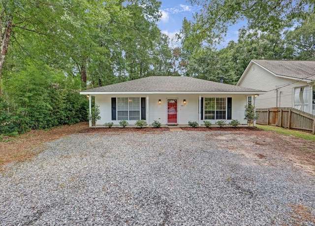 Property at 1017 W 23rd Ave, Covington, LA 70433, 3 beds, 2 baths