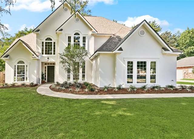 Property at 956 Rue Chinon, Mandeville, LA 70471, 4 beds, 3.5 baths