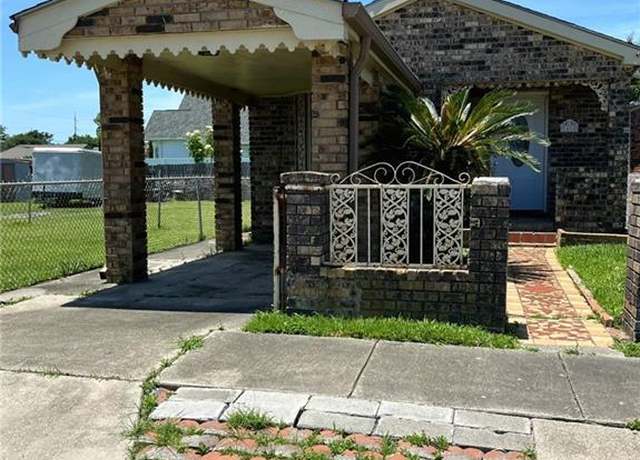 Property at 1615 Pratt St, Gretna, LA 70053, 3 beds, 2 baths