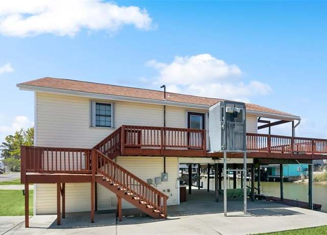 Property at 230 Evella Dr, Slidell, LA 70458, 3 beds, 2 baths