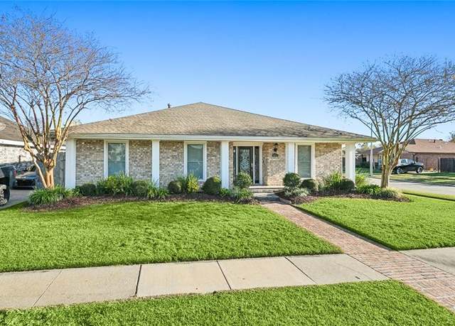 Property at 4525 Stella Dr, Meraux, LA 70075, 3 beds, 2 baths