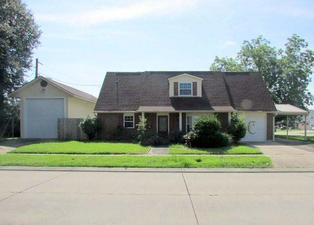 Property at 1300 Ridgefield Dr, La Place, LA 70068, 3 beds, 2 baths