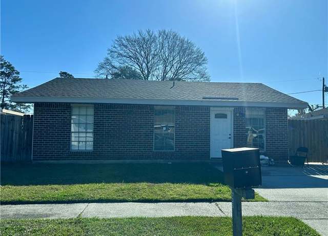 Property at 705 Hooter Rd, Bridge City, LA 70094, 3 beds, 2 baths