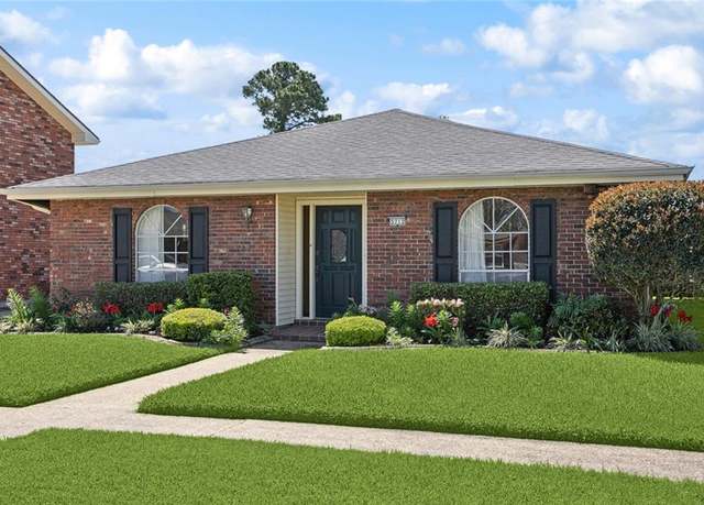 Property at 3712 Danville St, Metairie, LA 70001, 4 beds, 2 baths