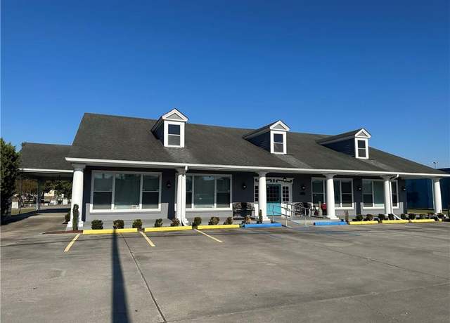 Property at 7701 W St. Bernard Hwy, Arabi, LA 70032