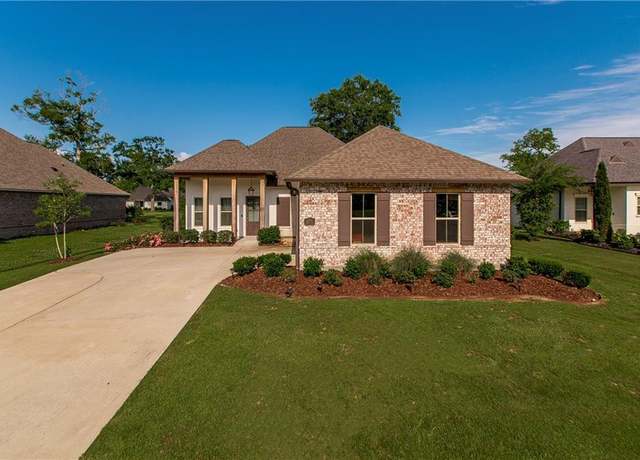 Property at 23374 Cypress Cove Dr, Springfield, LA 70462, 4 beds, 3 baths