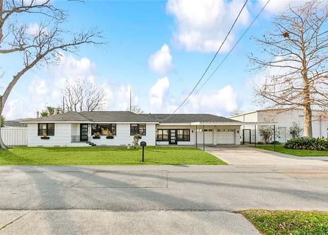 Property at 2700 Montesquieu St, Chalmette, LA 70043, 2 beds, 2 baths