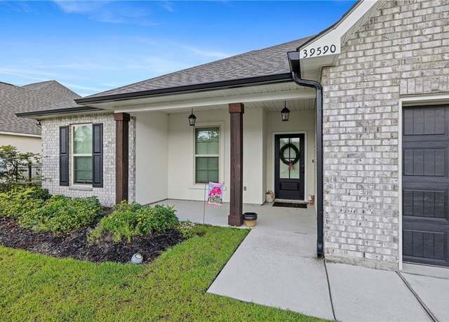 Property at 39590 Fairhope Dr, Ponchatoula, LA 70454, 4 beds, 2 baths