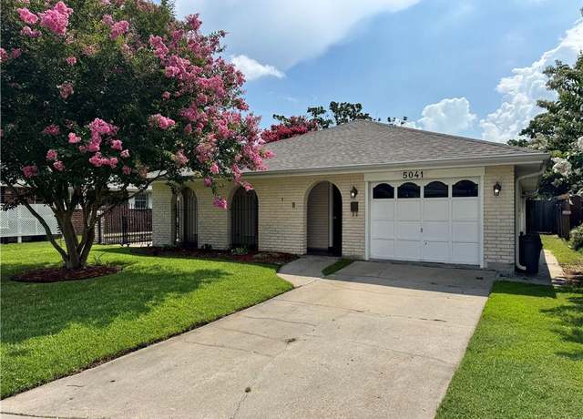 Property at 5041 Burke Dr, Metairie, LA 70003, 3 beds, 2 baths