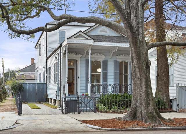 Property at 702 Washington Ave, New Orleans, LA 70115, 4 beds, 3.5 baths