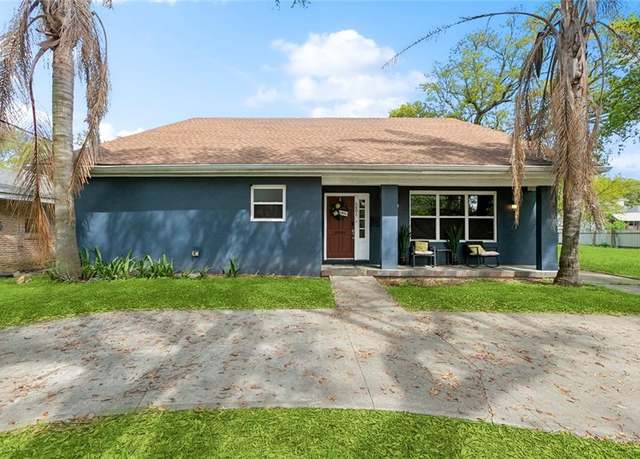 Property at 5601 Charlotte Dr, New Orleans, LA 70122, 5 beds, 4 baths