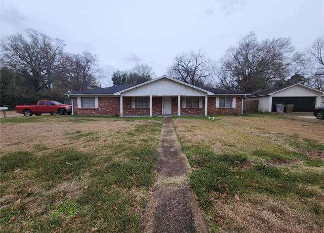 Property at 20 Elmwood Dr, Monroe, LA 71203, 3 beds, 2 baths