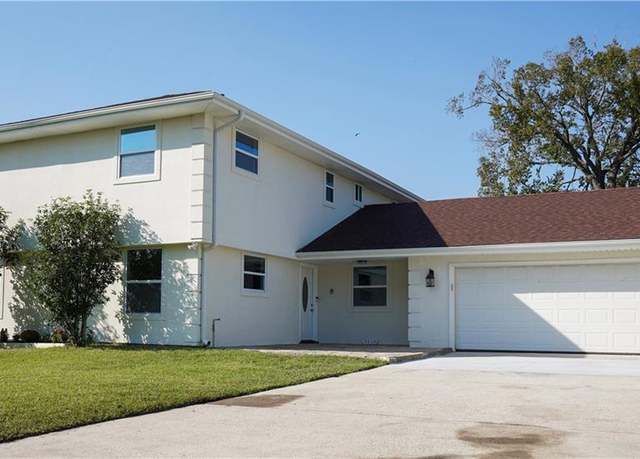Property at 5100 Haring Ct, Metairie, LA 70006, 4 beds, 4.5 baths