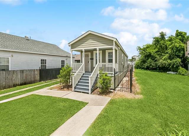 Property at 2323 S Derbigny St, New Orleans, LA 70125, 3 beds, 1 bath