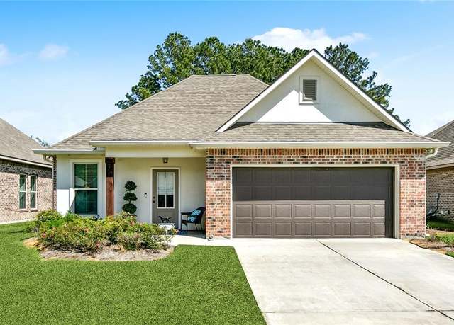 Property at 756 Jackson Ct, Madisonville, LA 70447, 4 beds, 2.5 baths