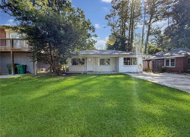 Property at 808 Pine Tree St, Slidell, LA 70458, 2 beds, 2 baths