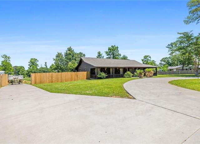 Property at 20671 Buns Ln, Springfield, LA 70462, 3 beds, 2 baths