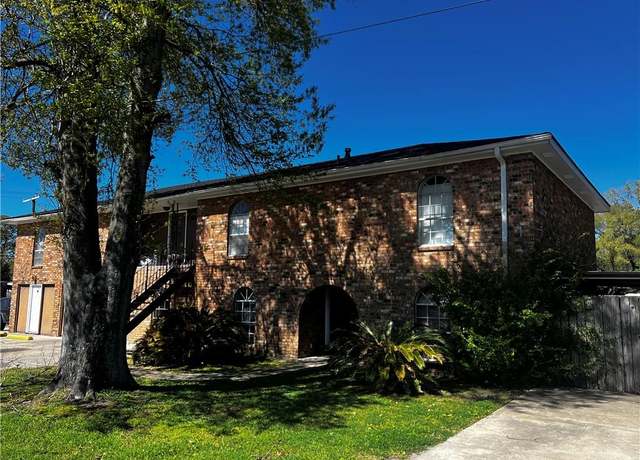 Property at 901 E St. Bernardy Hwy, Chalmette, LA 70043, 15 beds, 12 baths
