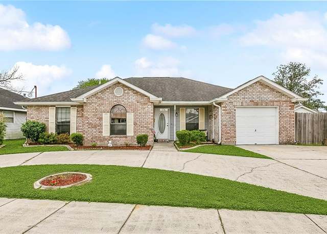 Property at 174 Bailey St, Harahan, LA 70123, 3 beds, 2 baths