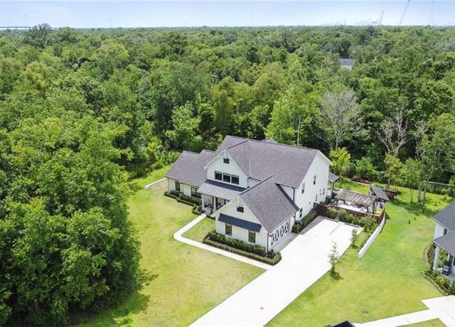 Property at 18 Couret Pl, New Orleans, LA 70131, 4 beds, 3.5 baths