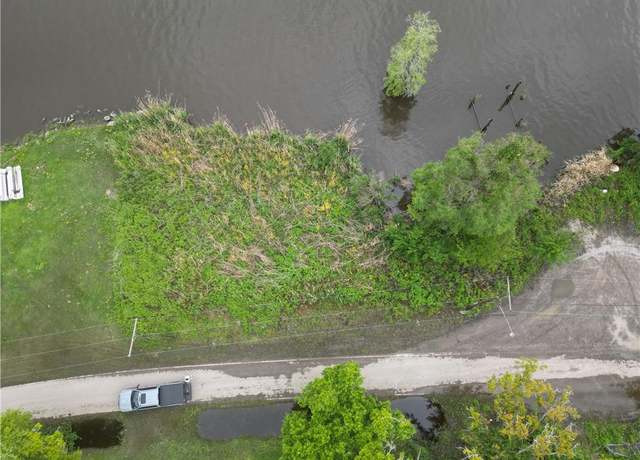 Property at 5516 Sharpe Rd, Marrero, LA 70072