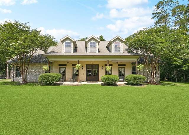 Property at 65045 Easy St, Pearl River, LA 70452, 4 beds, 3.5 baths