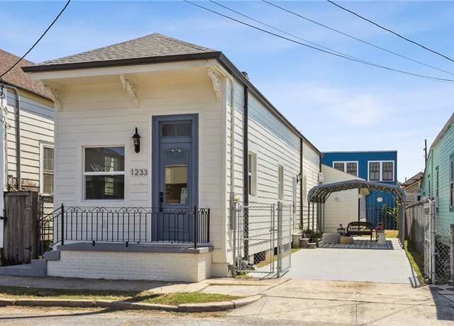 Property at 1233 Desire St, New Orleans, LA 70117, 3 beds, 2 baths