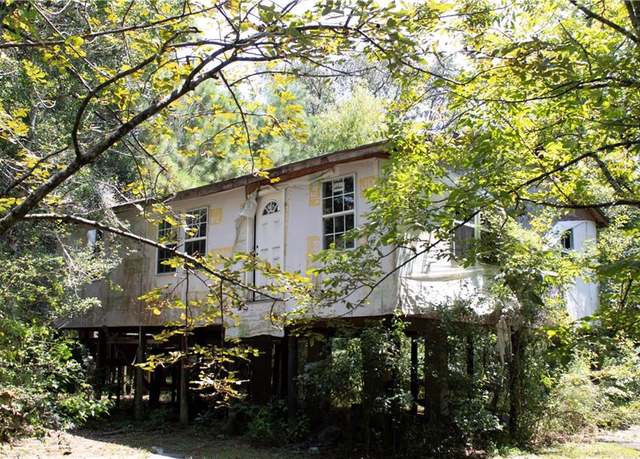 Property at 4832 Pine Dr, Slidell, LA 70461, 2 beds, 1 bath