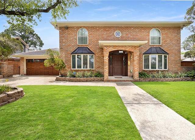 Property at 2412 Oriole St, New Orleans, LA 70122, 5 beds, 4.5 baths