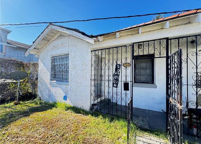 Property at 2916 College Ct, New Orleans, LA 70125, 2 beds, 1 bath