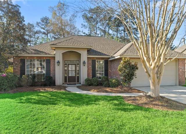 Property at 405 Highland Oaks Dr, Madisonville, LA 70447, 3 beds, 2 baths